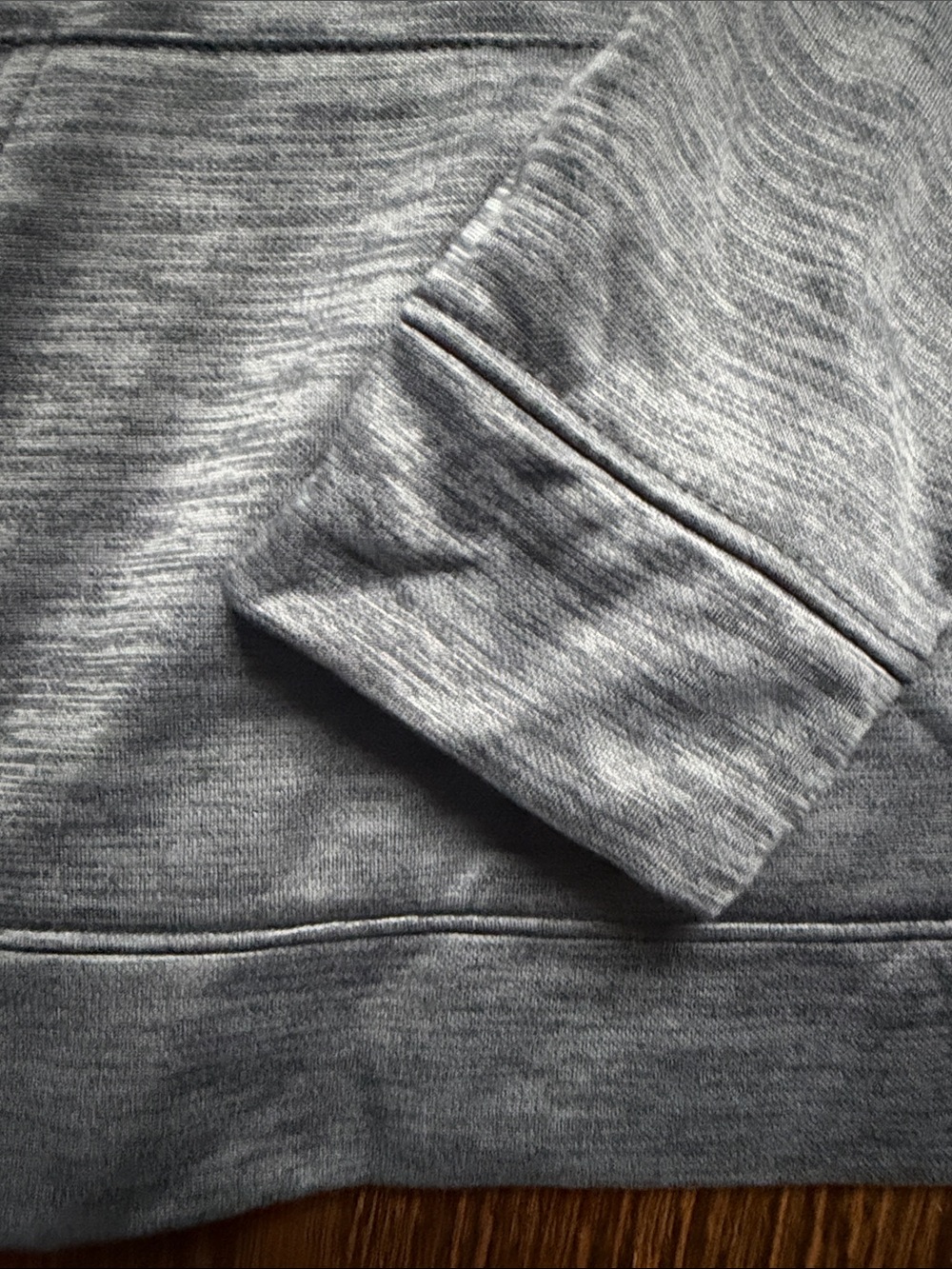Boys Under Armour Kids' Gray and Light Gray Hooded Pullover Sweatshirts  size 7 - Picture 4 of 6